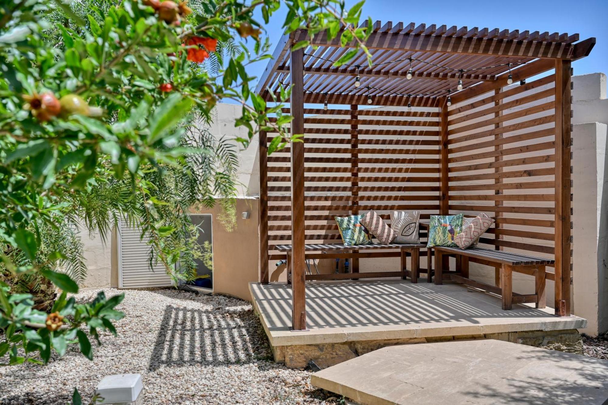 Ta Benna Villa Għajnsielem Exterior foto